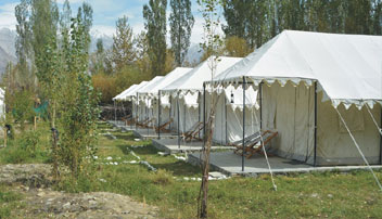 Camping in Nubra Valley 