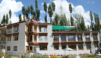 Deluxe Hotels in Ladakh