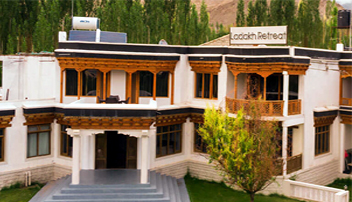 Deluxe Hotels in Ladakh