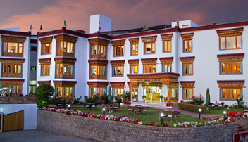 Deluxe Hotels in Ladakh