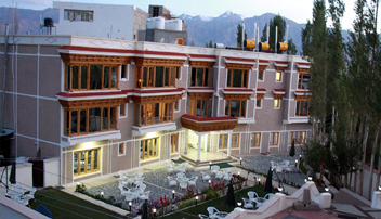 Deluxe Hotels in Ladakh