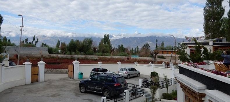 Deluxe Hotels In Ladakh