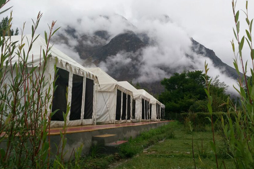 Camping in Nubra Valley