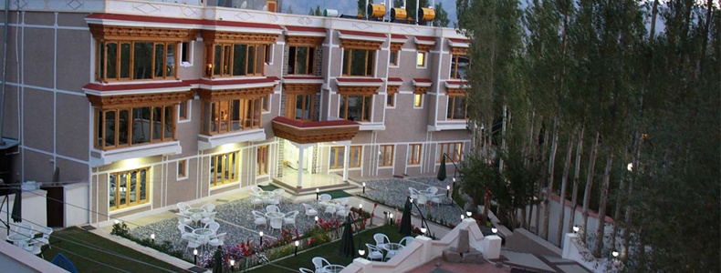 Deluxe Hotels In Ladakh