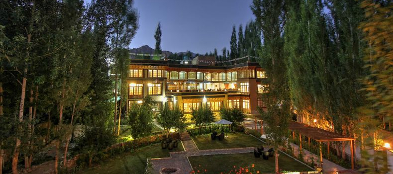 Deluxe Hotels In Ladakh