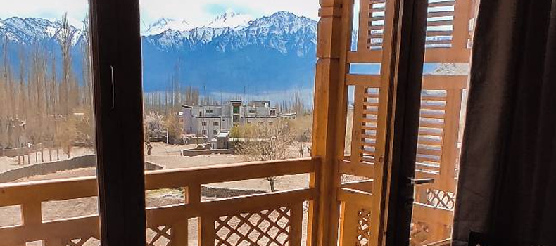 Deluxe Hotels In Ladakh