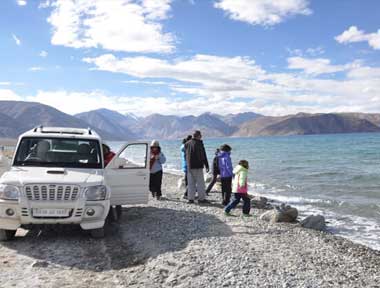 Jeep Safari in Lehladakhtourism.com