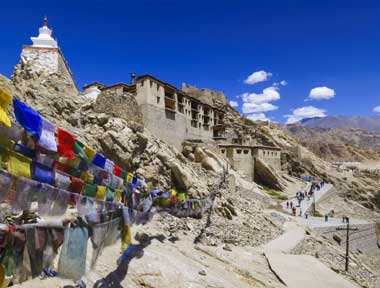 Top 5 Ladakh Packages in lehladakhtourism.com