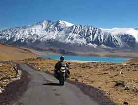 ladakh Bike tour packages