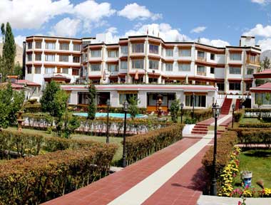 Deluxe Hotels in Ladakh