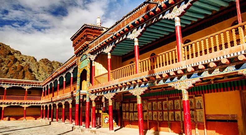 Ladakh tour packages