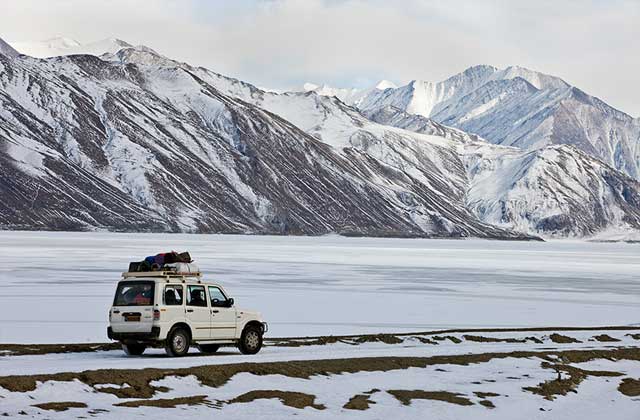 Ladakh Winter tour Packages