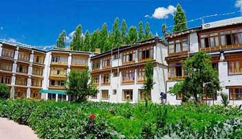 Standard Hotels in Ladakh